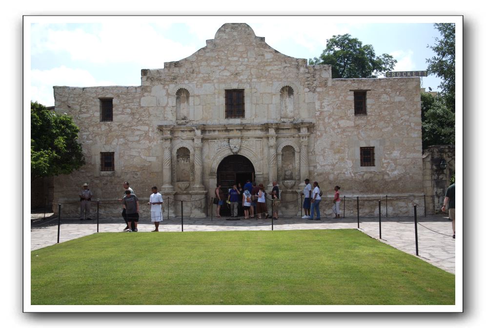 Armadillo Tour - San Antonio and Luling 067