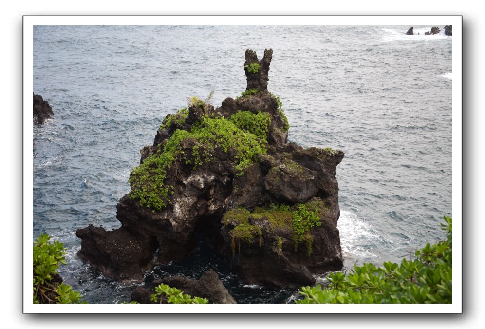 Hana-Highway-Waianapanapa-State-Park-165