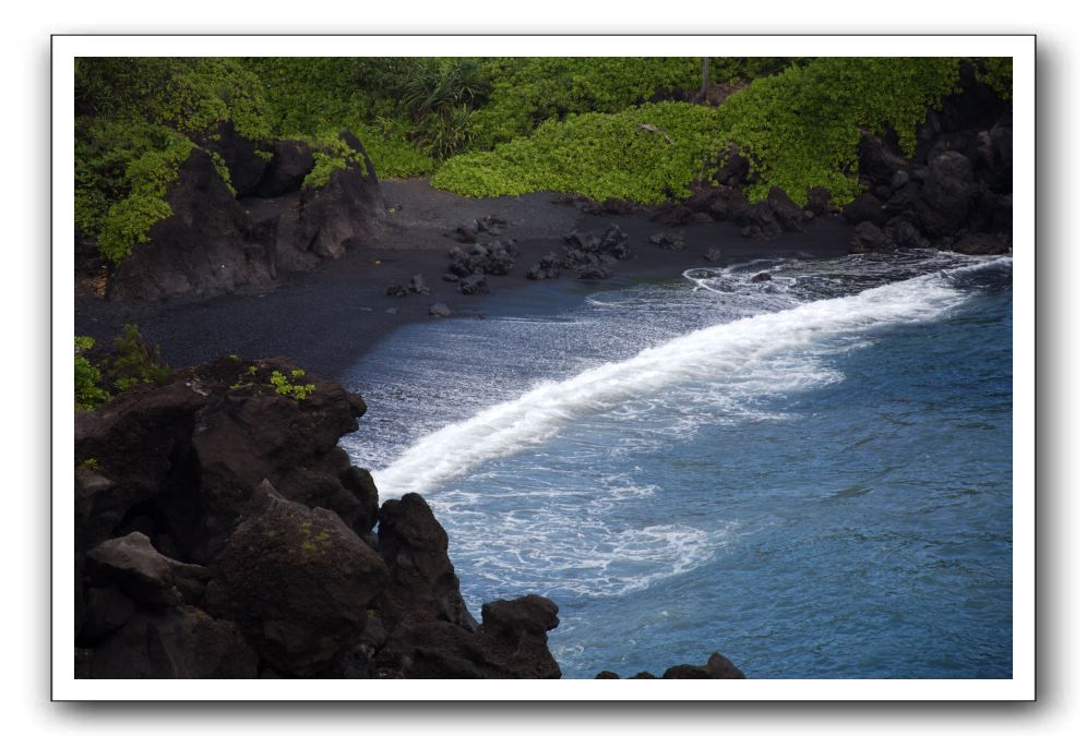 Hana-Highway-Waianapanapa-State-Park-180