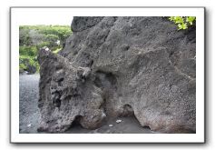 Hana-Highway-Waianapanapa-State-Park-241