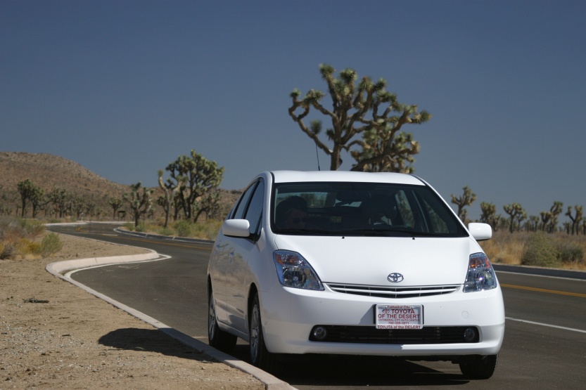 Prius-Joshua-Tree-0302.JPG