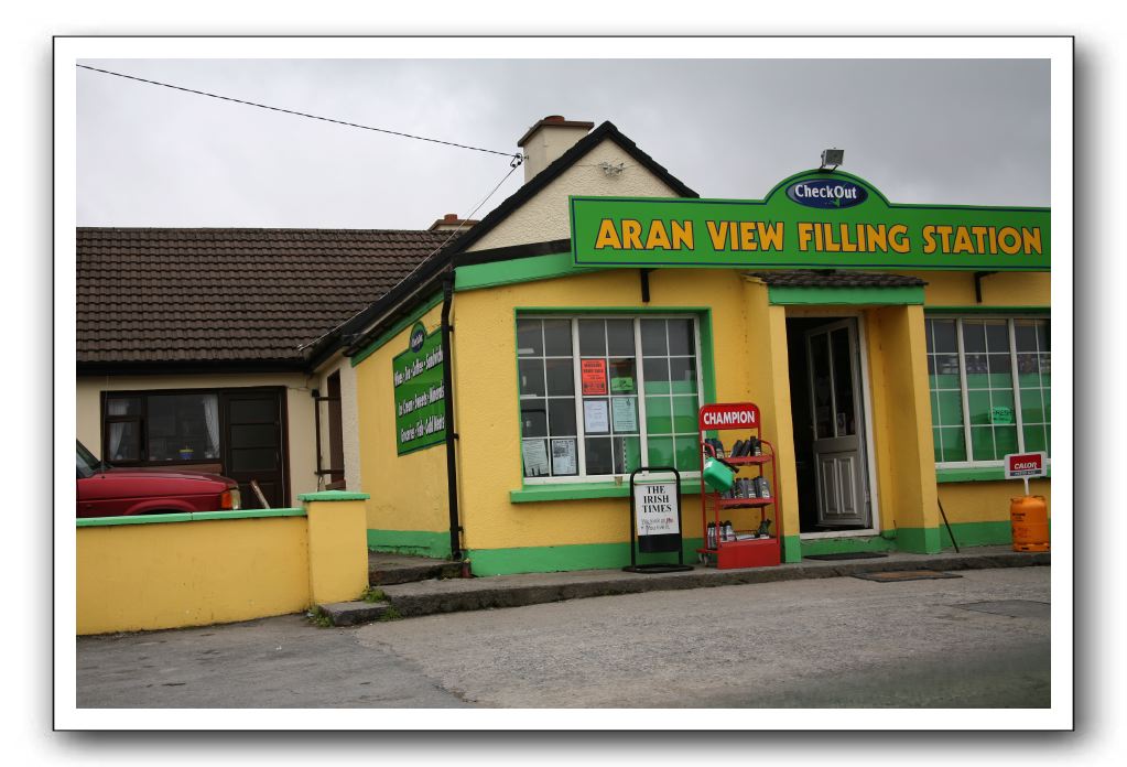 Castle-Dunguaire-Ballyvaughan-Cliffs-of-Moher-3210