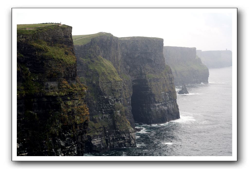 Castle-Dunguaire-Ballyvaughan-Cliffs-of-Moher-3233