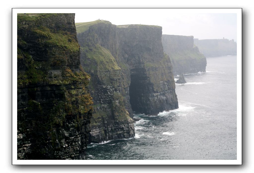 Castle-Dunguaire-Ballyvaughan-Cliffs-of-Moher-3239