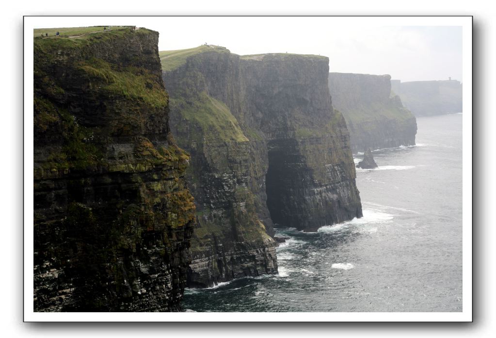 Castle-Dunguaire-Ballyvaughan-Cliffs-of-Moher-3240