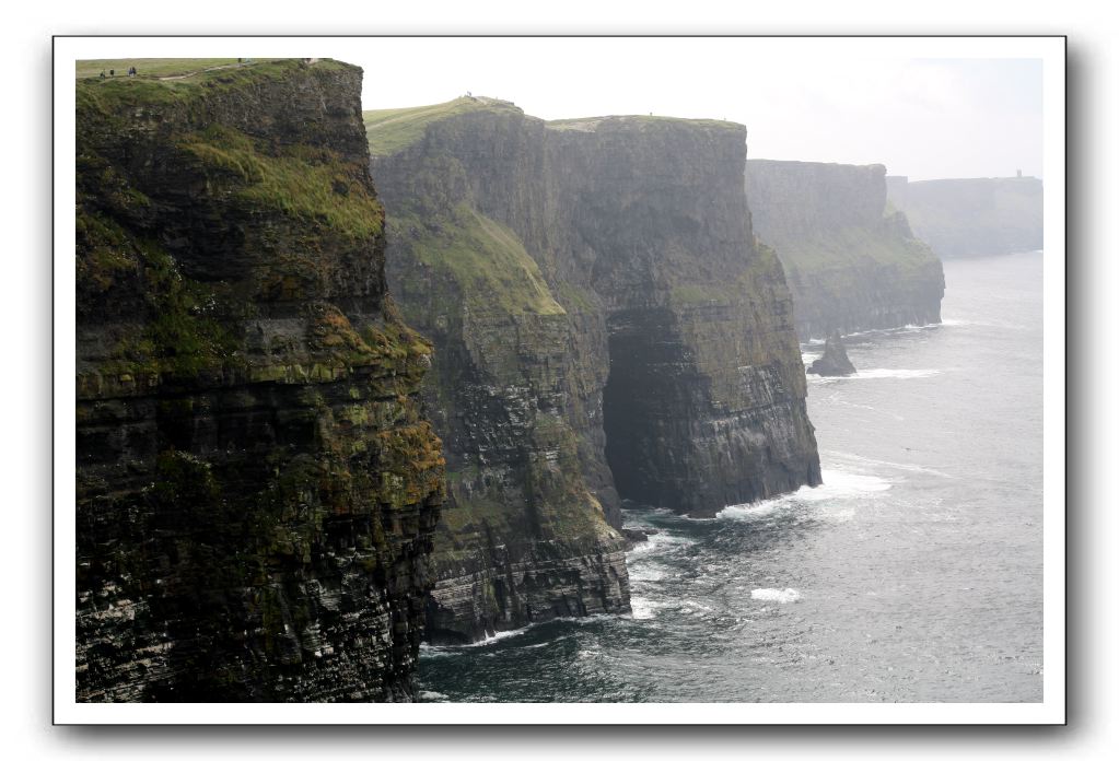 Castle-Dunguaire-Ballyvaughan-Cliffs-of-Moher-3241