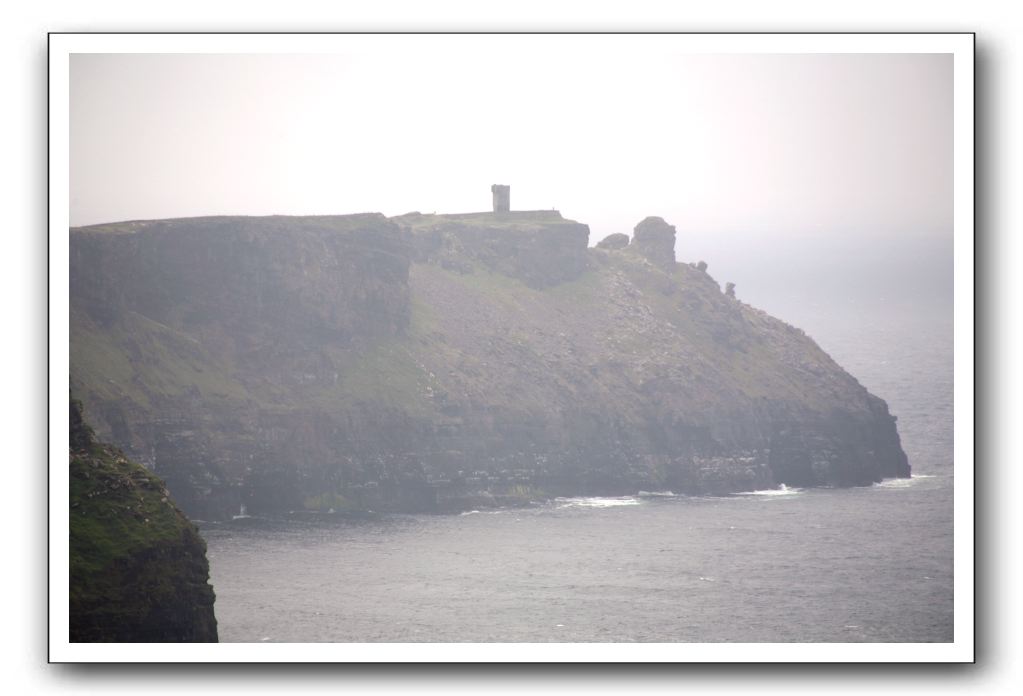 Castle-Dunguaire-Ballyvaughan-Cliffs-of-Moher-3242