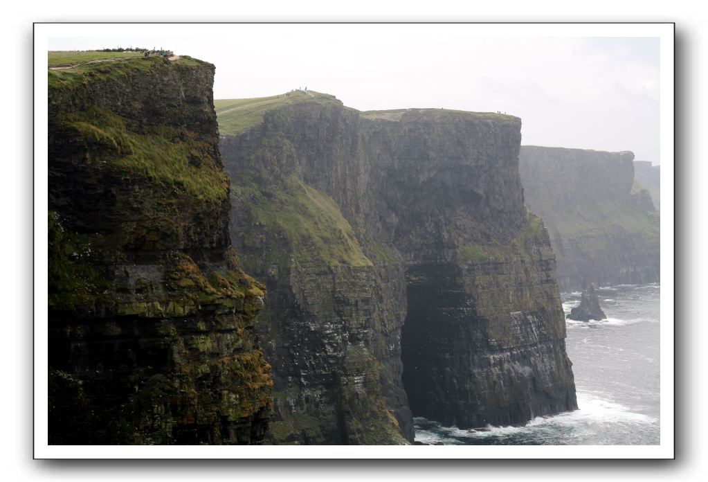 Castle-Dunguaire-Ballyvaughan-Cliffs-of-Moher-3256