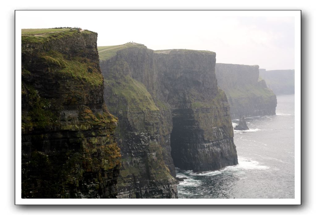 Castle-Dunguaire-Ballyvaughan-Cliffs-of-Moher-3257