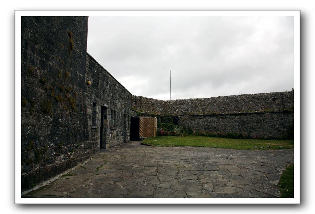 Castle-Dunguaire-Ballyvaughan-Cliffs-of-Moher-3054