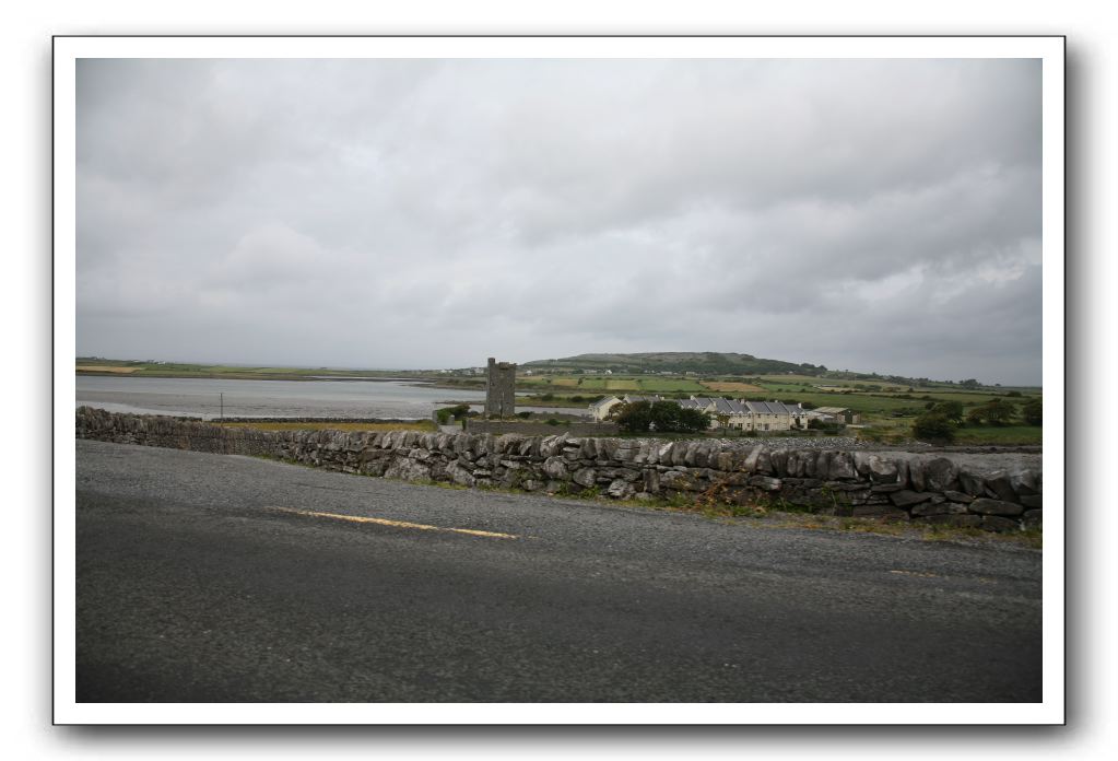 Castle-Dunguaire-Ballyvaughan-Cliffs-of-Moher-3111