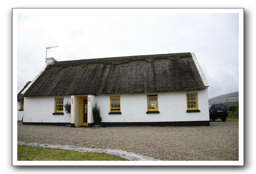 Castle-Dunguaire-Ballyvaughan-Cliffs-of-Moher-3132