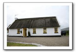 Castle-Dunguaire-Ballyvaughan-Cliffs-of-Moher-3132